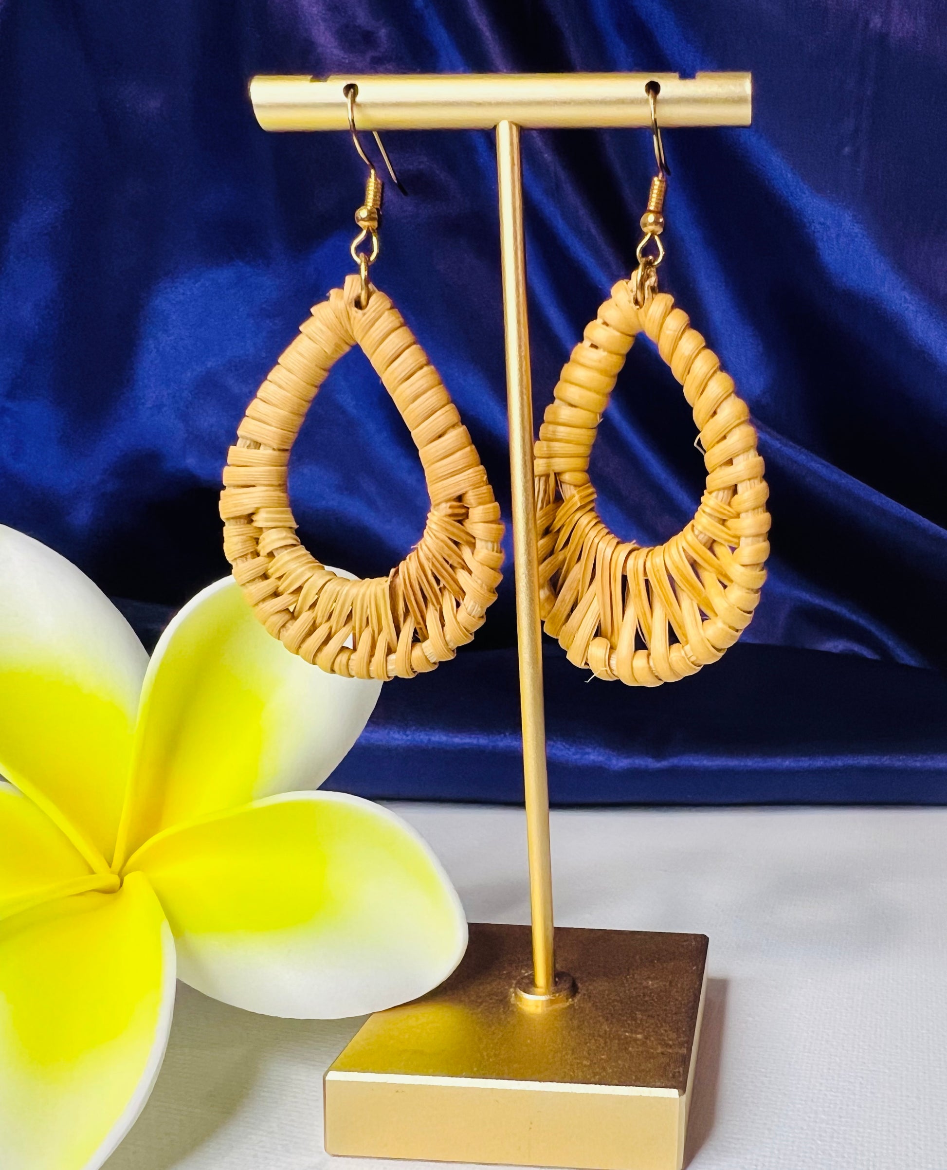 Teardrop Rattan earring