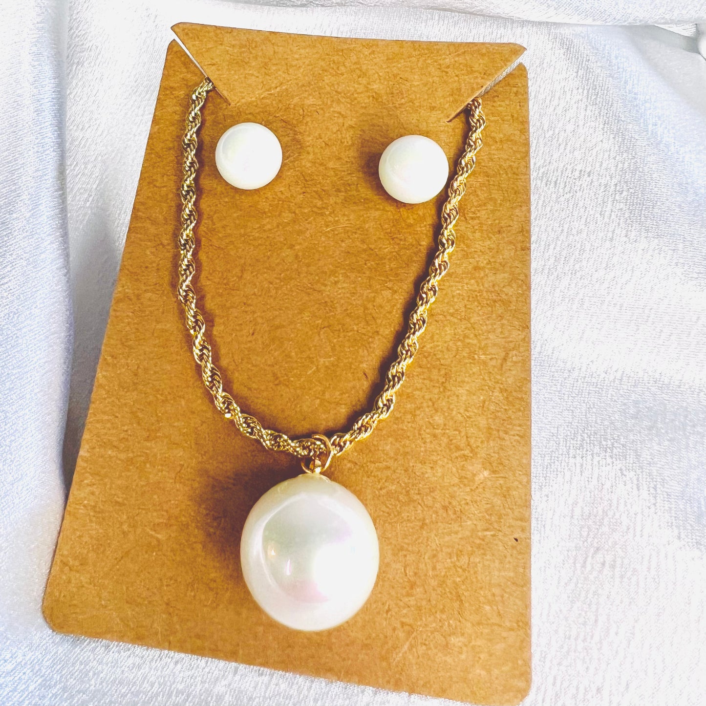 White Pearl Necklace and Earring Set