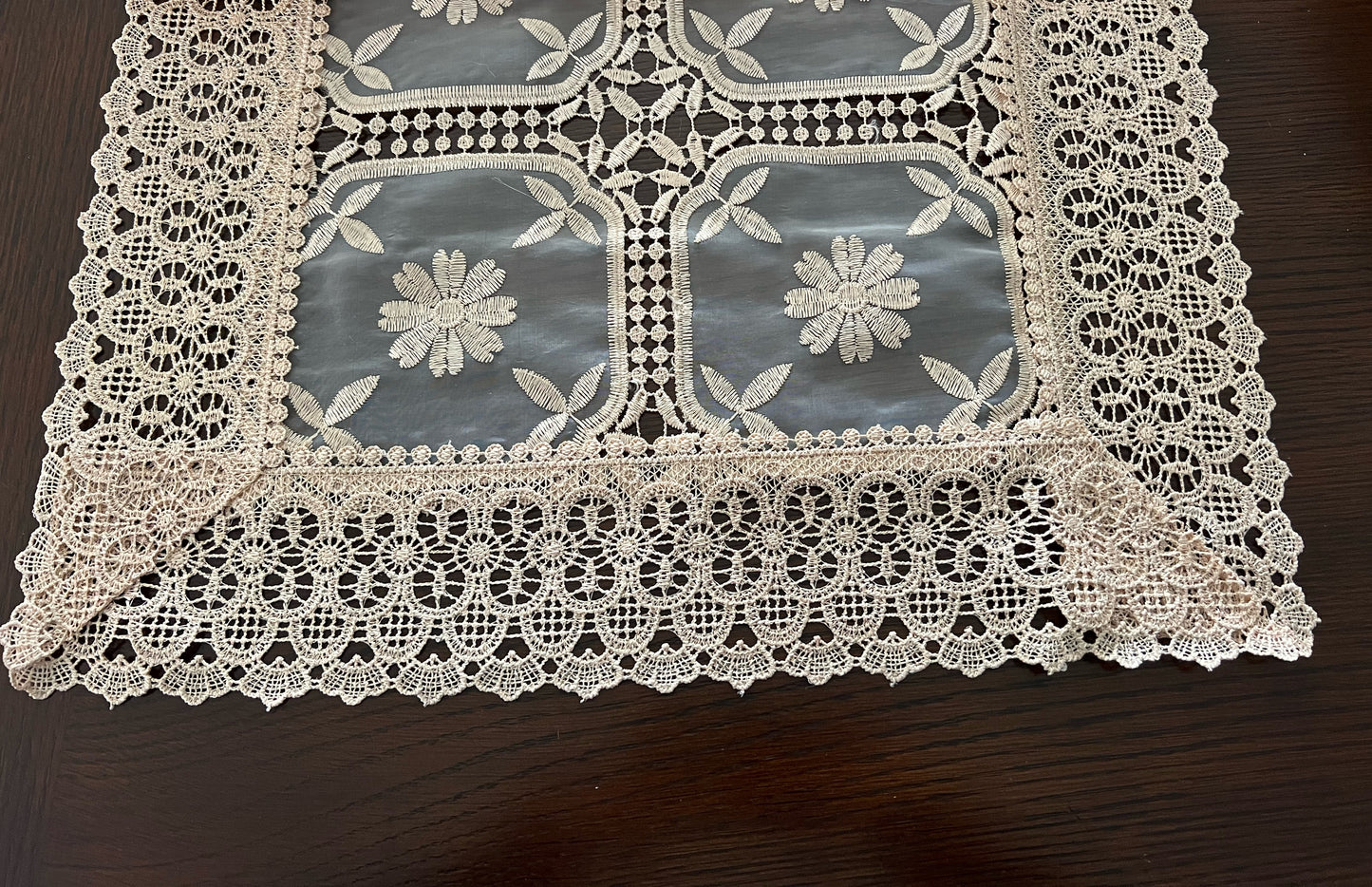 Beige table runner