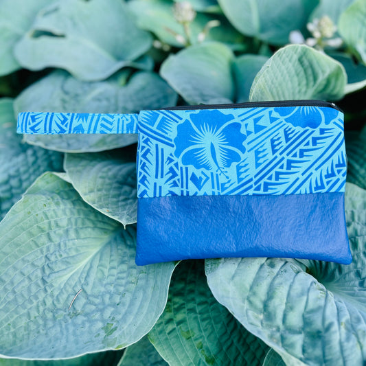 Lanu Moana Wristlet